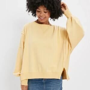 American Eagle Big Hug Waffle Sweatshirt Women’s Medium Yellow Oversized